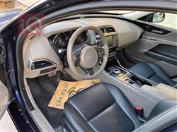 جاكوار XE